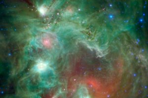 Яркое фото космической туманности передал телескоп "Спитцер"