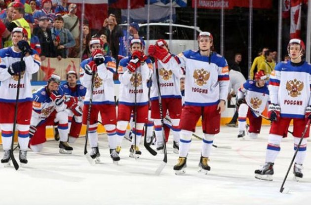 Федерация хоккея России наказана за пренебрежение гимном соперника