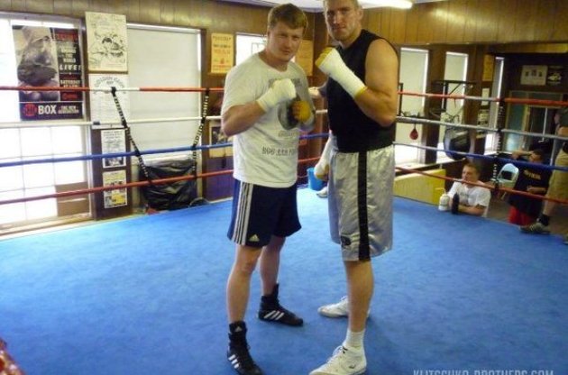 Вах 4 листопада проведе бій з Повєткіним