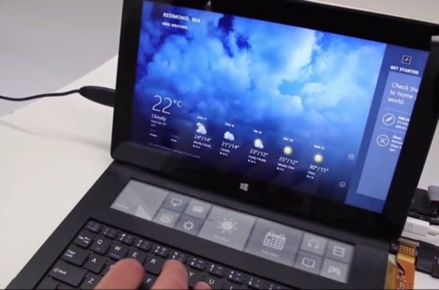Компанія Microsoft розробила чохол-клавіатуру з вбудованим e-ink дисплеєм
