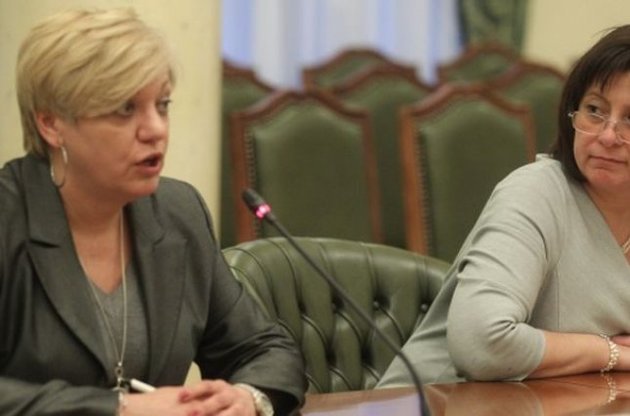 Яценюк созывает Совет по финансовой стабильности
