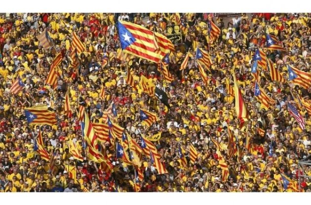 Каталонцы почти поровну разделились во мнениях по независимости от Испании
