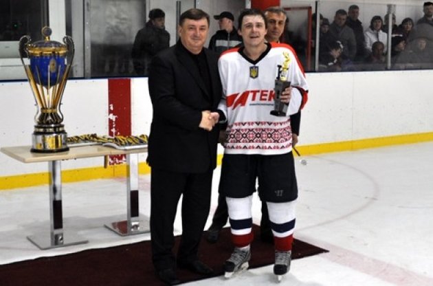 Дворецький гратиме в Іспанії