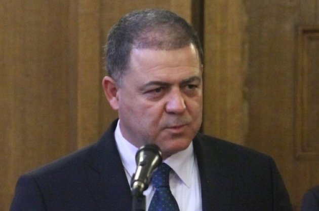 Ненчев предостерег, что летящие в Сирию российские самолеты будут перехвачены, если не отреагируют на предупреждение