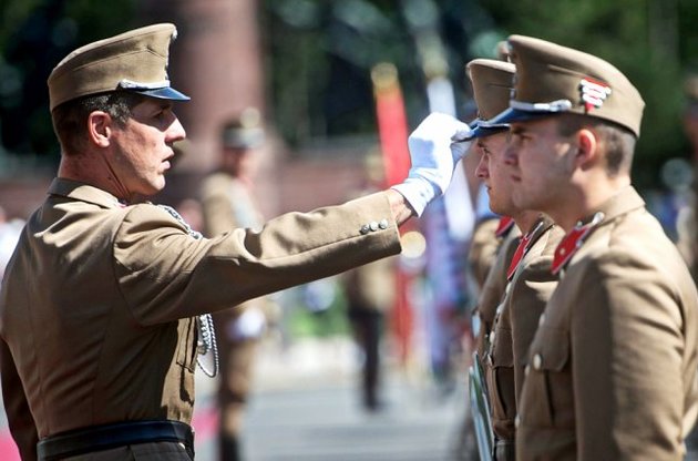 В Венгрии могут задействовать армию на границе с Сербией