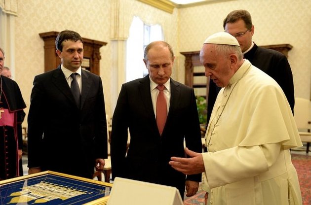 Ватикан попросил Путина не опаздывать на встречу с Папой Римским
