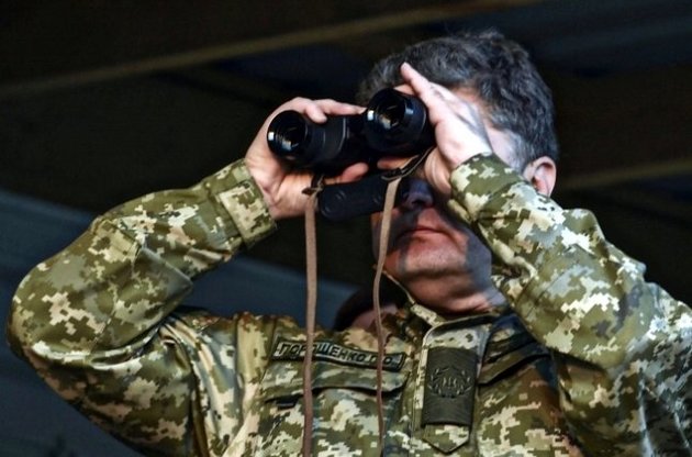 Порошенко призывает начать международную операцию в Донбассе для выполнения "Минска-2"