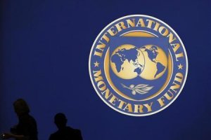 Порошенко заявив, що Україна вперше виконує умови МВФ