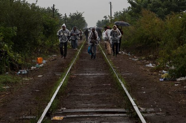 Границу Хорватии пересекло рекордное за сутки количество беженцев
