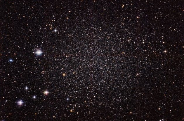 Астрономы из ESO опубликовали фото галактики-спутника Млечного Пути