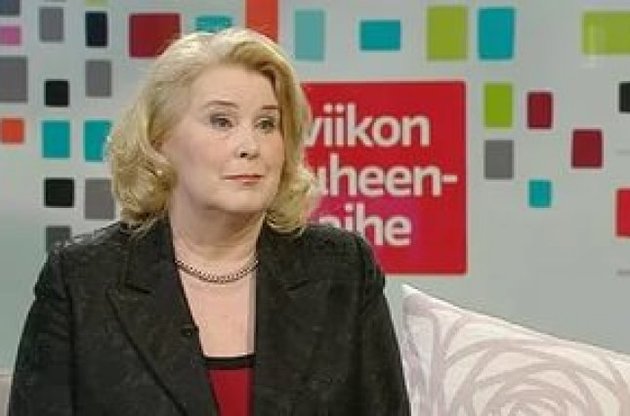 Ар'я Макконен заявила, що зараз всі консультації з візових питань між ЄС і РФ зупинені