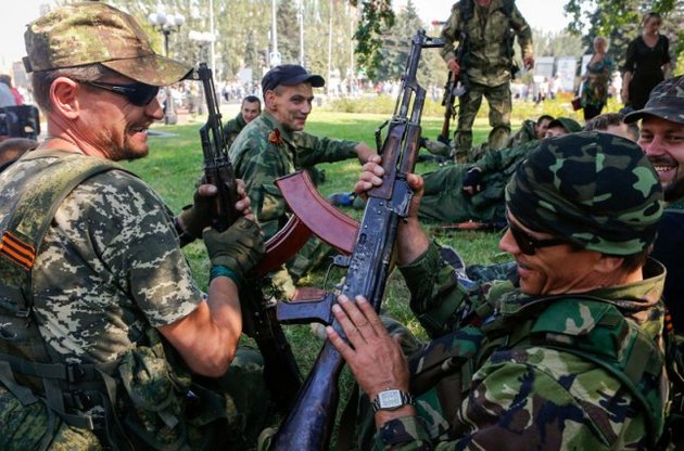 Бойовики "ДНР" різко посилили охорону "держорганів" в Донецьку – ІС