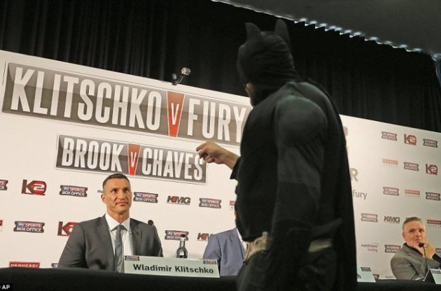 Кличко ответил Бэтмену