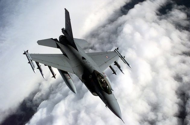 Сегодня в небе над Балтией начнутся тренировочные полеты ВВС НАТО