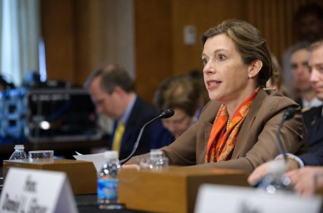 Фаркас підтримувала намір Чорногорії вступити в НАТО і виступала за розширення оборонних зв'язків США з Грузією