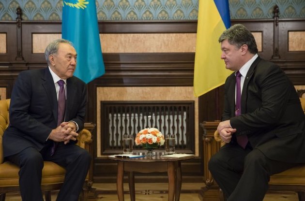 Порошенко едет к Назарбаеву развивать торговые отношения