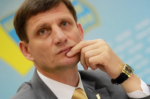 Сыч не знает, свидетель он или подозреваемый.