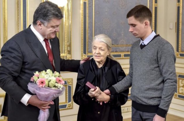 Вдова українського художника подарувала державі унікальну колекцію