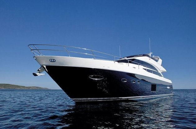 Печерский суд добрался до яхты Курченко