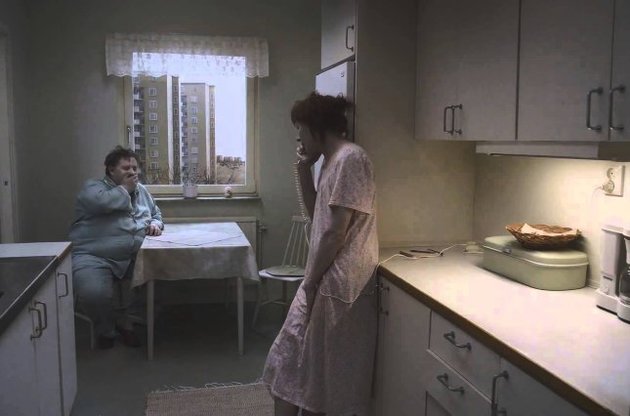 Кадр из фильма &laquo;Сидел голубь на ветке, рассуждая о бытии&raquo;