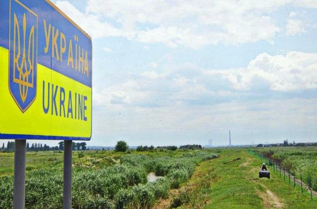 У Луганській області на фугасі підірвалася вантажівка з українськими прикордонниками