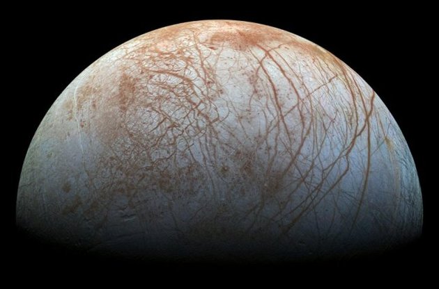 На супутнику Юпітера виявлені сліди виходу на поверхню підземного океану