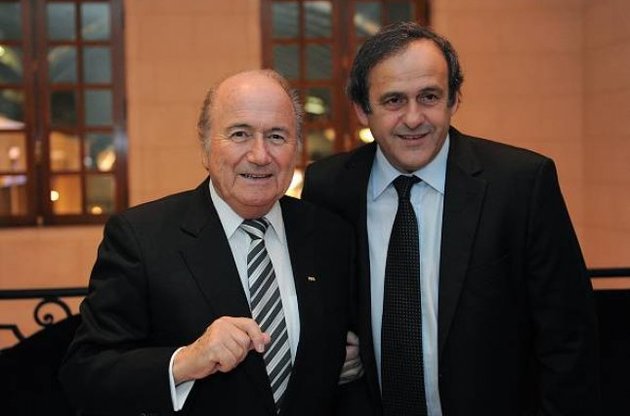 Блаттер і Платіні залишаються під слідством