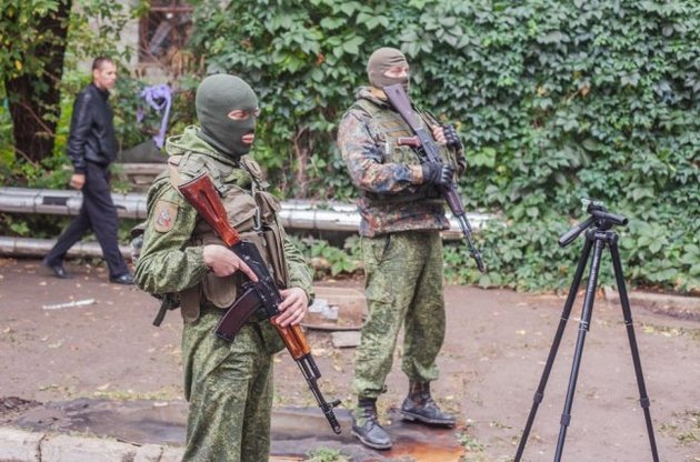 Боевики за день 12 раз обстреляли украинские позиции