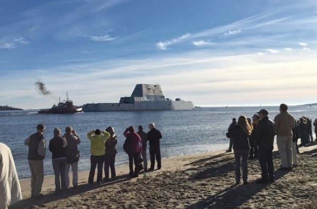 Крупнейший в истории США эсминец вышел в море