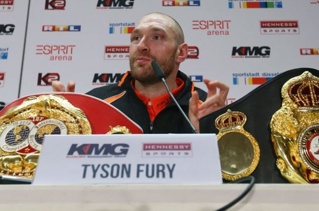 Фьюри уже остался без одного пояса