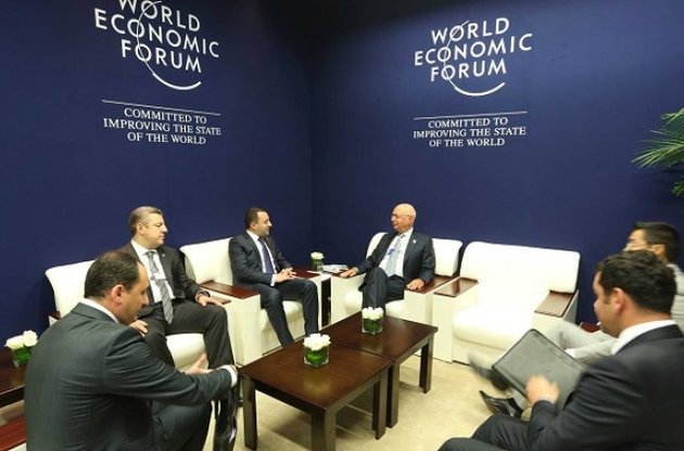 "Новый шелковый путь" позволит доставлять грузы из Китая и Южной Кореи в Европу за две недели вместо полутора месяцев