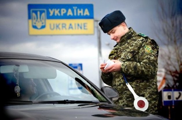 В 2015 году Украина отказала во въезде 10 тысячам граждан РФ
