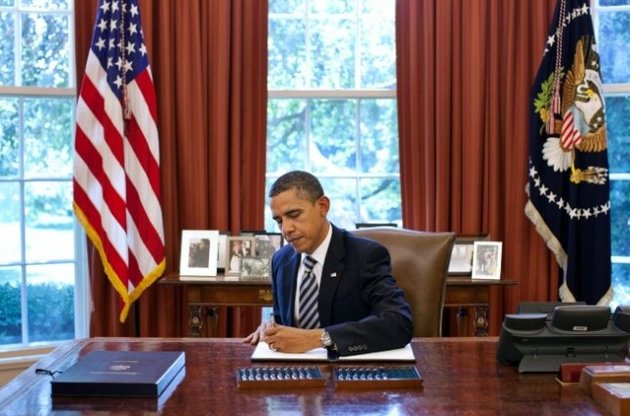 Обама затвердив тимчасовий бюджет США до 22 грудня
