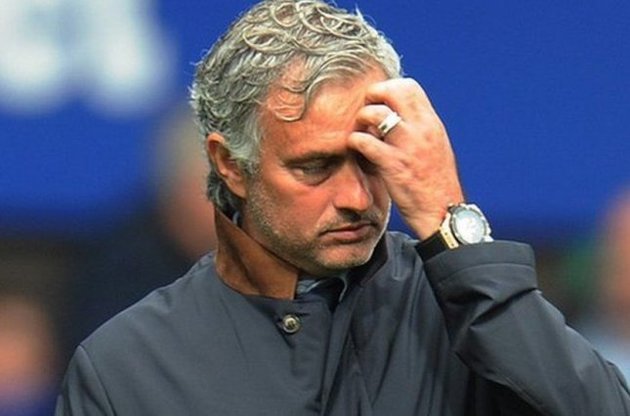 В прошлом сезоне Моуриньо привел &quot;Челси&quot; к чемпионству