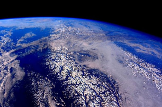 Астронавт NASA опубликовал фото Канадских Скалистых гор