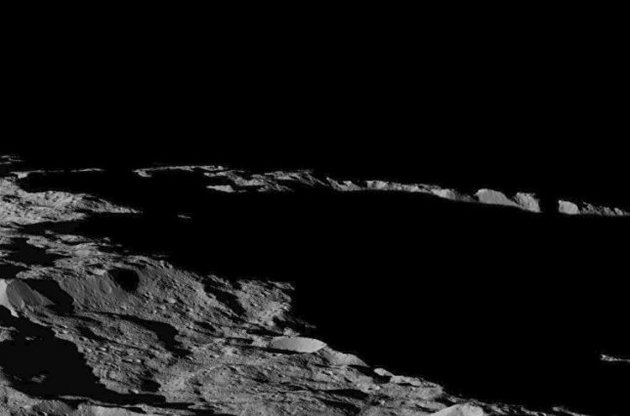 Зонд Dawn передав на Землю найбільш детальні знімки поверхні Церери
