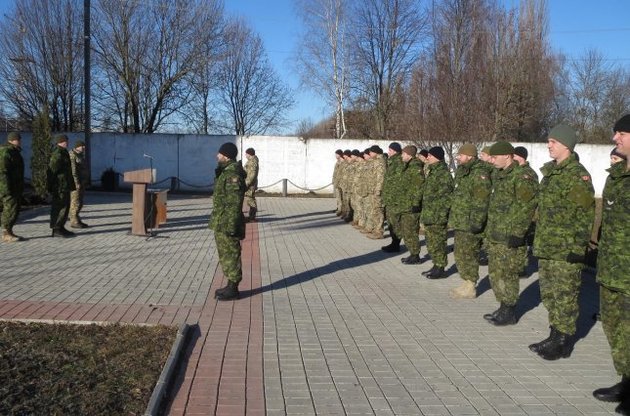 Украинские саперы получили сертификаты образца НАТО