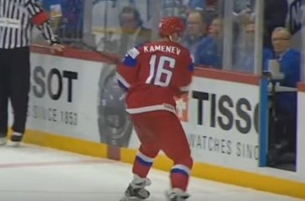 Каменєв не стримав емоцій