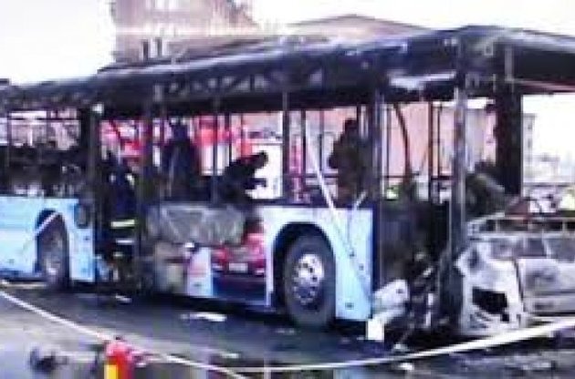 На севере Китая в результате пожара в городском автобусе погибло 14 человек