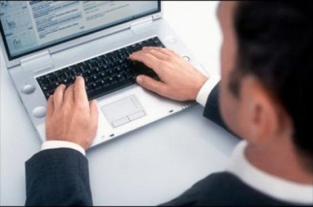 Продажі персональних комп'ютерів у 2015 році впали до історичного мінімуму