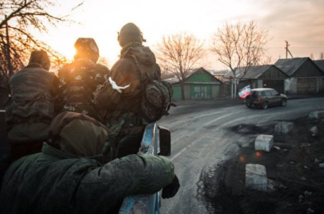 "Командування" ДНР/ЛНР розпорядилося вилучати паспорти у бойовиків - штаб АТО
