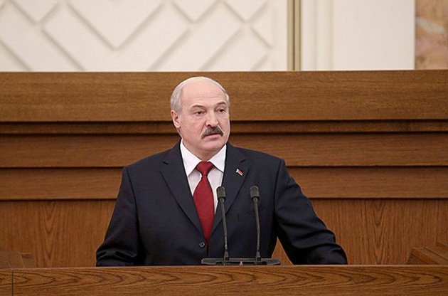 Лукашенко сообщил о готовности применить военную силу