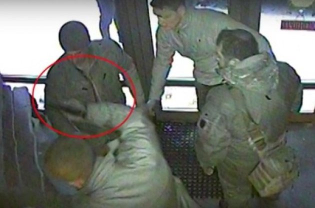 Поліція продемонструвала уривки із записів камер спостереження