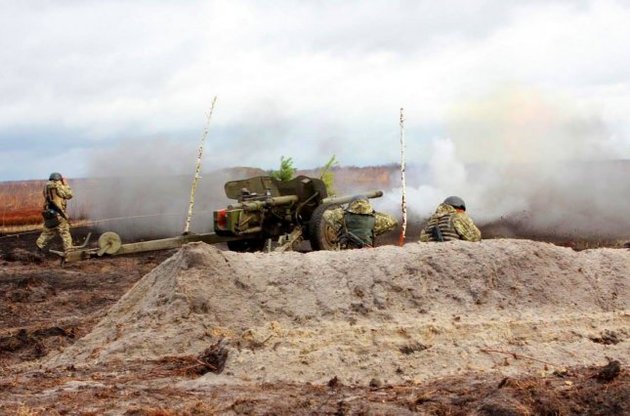 В зоні АТО за добу поранені шестеро українських військових