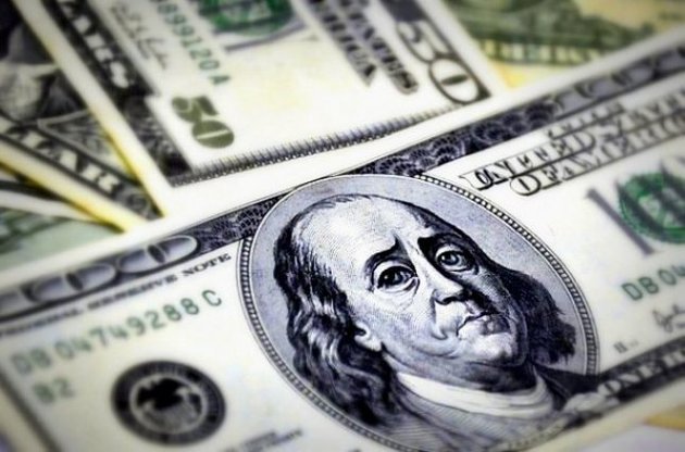 Курс гривни на межбанке снизился до 24,87 грн/доллар