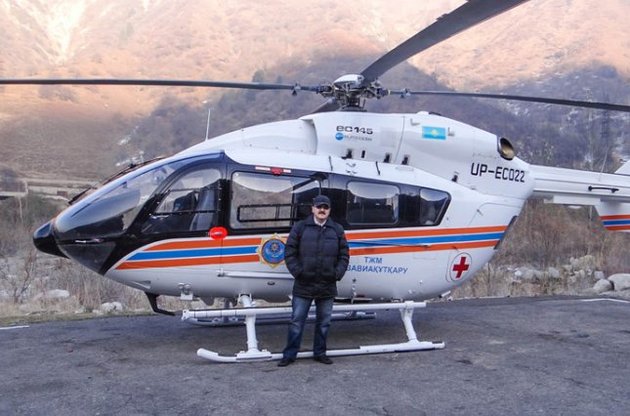 В Казахстане в горах разбился вертолет