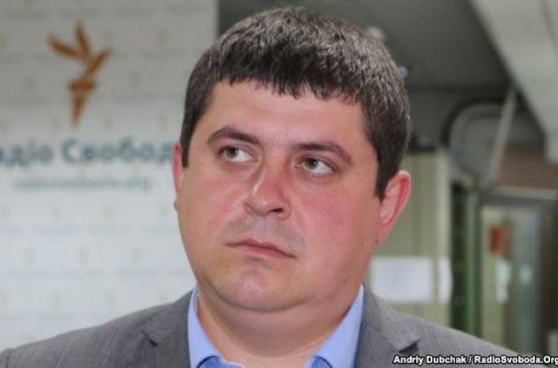 У &quot;Народному фронті&quot; назвали свої умови щодо голосування змін до Конституції