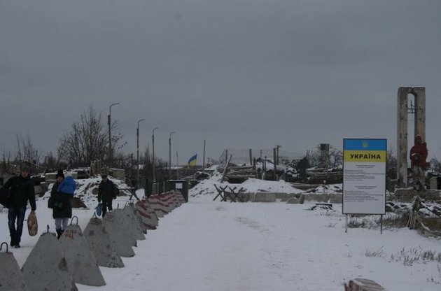 Пешеходный переход в Станице Луганской закроют в случае новых обстрелов