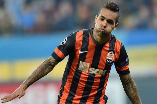 Тейшейра переезжает в Китай