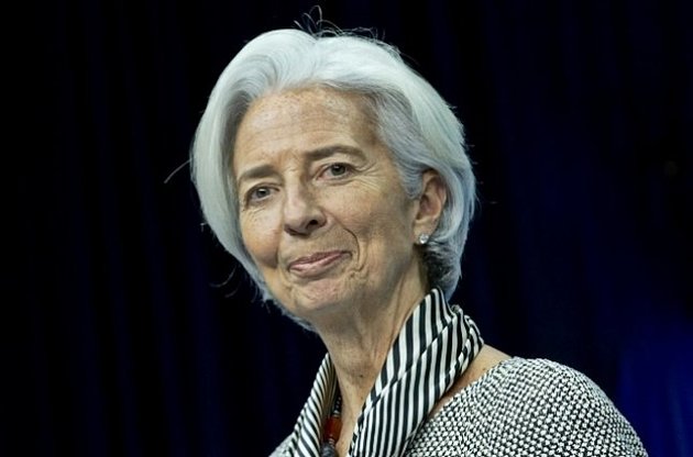 МВФ не собирается прекращать поддержку Украины - Порошенко о разговоре с Лагард